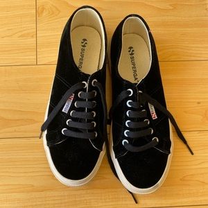 NWOT Superga velvet sneakers